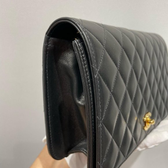 CHANEL Vintage Full Flap WOC Gold Hardware Black Lamp Leather - Picture 5 of 16